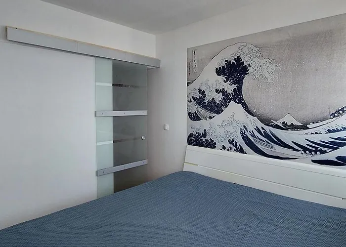 Happy 아파트 스플리트